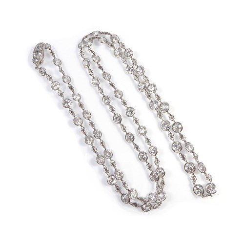 Diamond spectacle set chain necklace